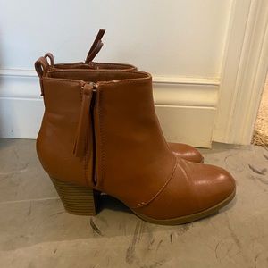 old navy brown boots
